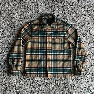 Junk Food Clothing Heavy Wool Blend Plaid Shirt Jacket Green Tan Size Medium
